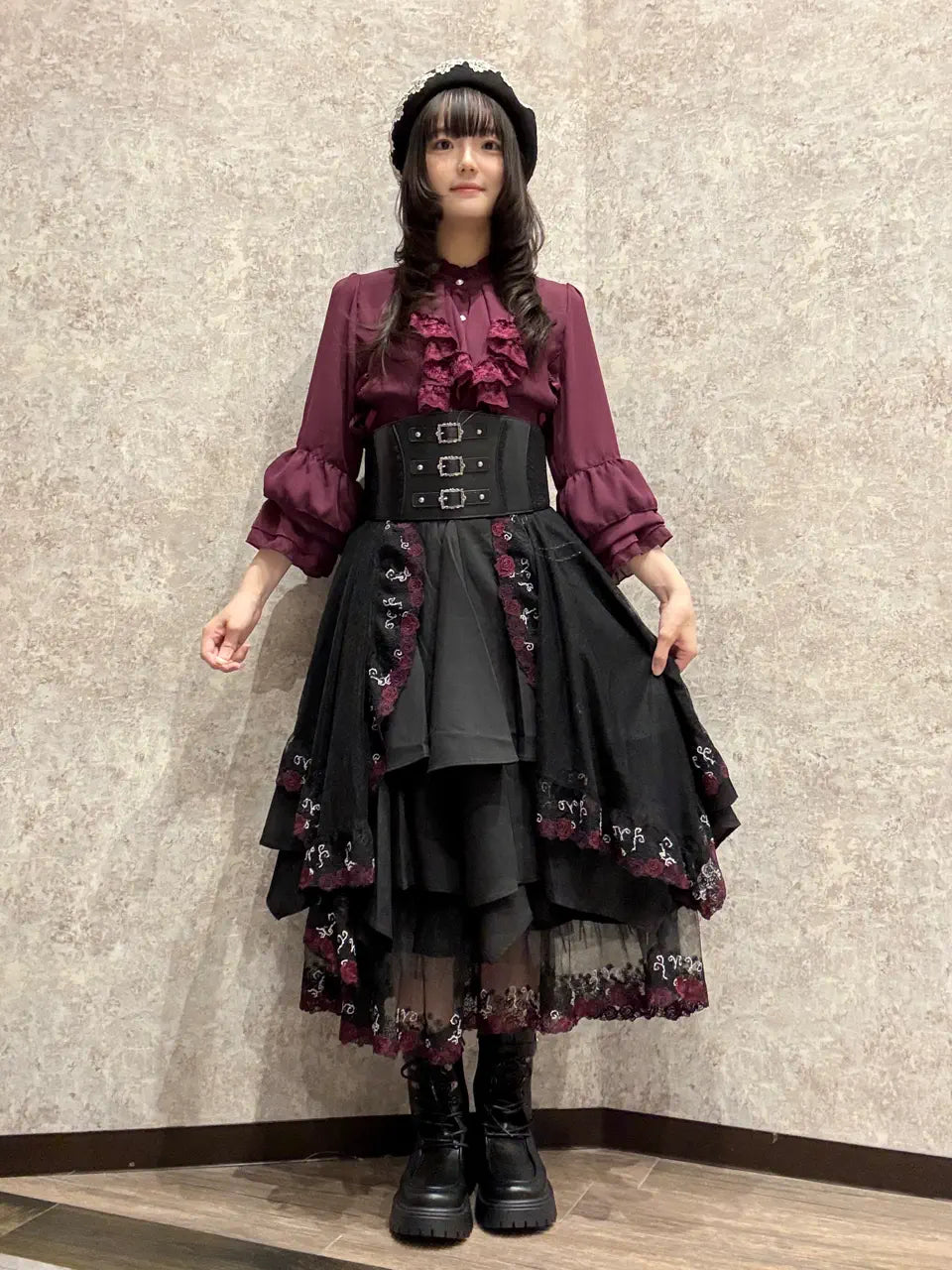 Rose-Loaded Look 🌹 – axes femme from JAPAN