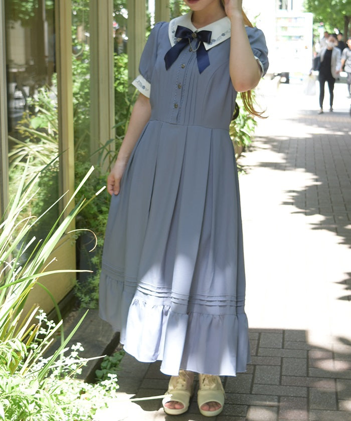 Ribbon Bleach Rose Embroidery Dress – axes femme from JAPAN