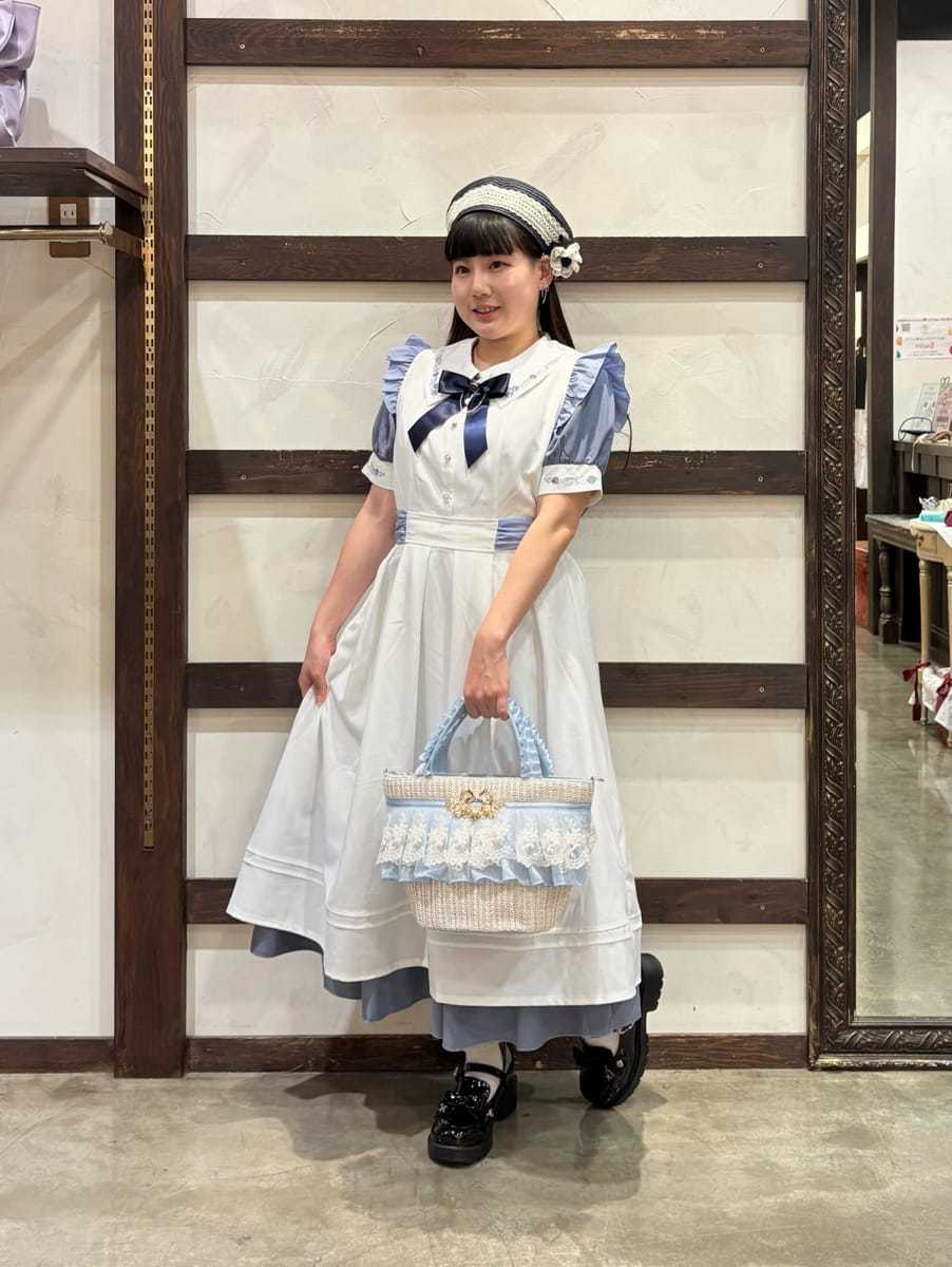 Classical summer look – axes femme from JAPAN
