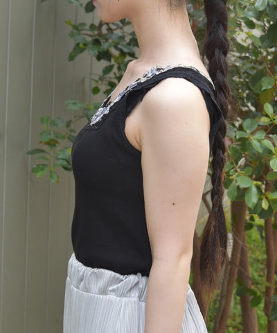 Rose Lace Tank Top with Built-in Cups