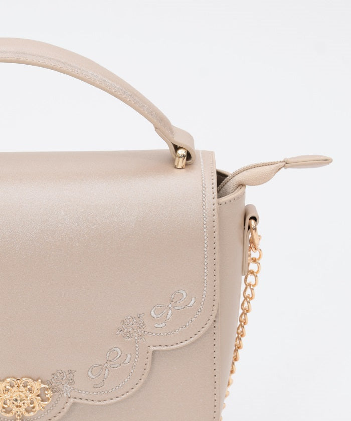 Ribbon Scalloped Embroidery Pochette