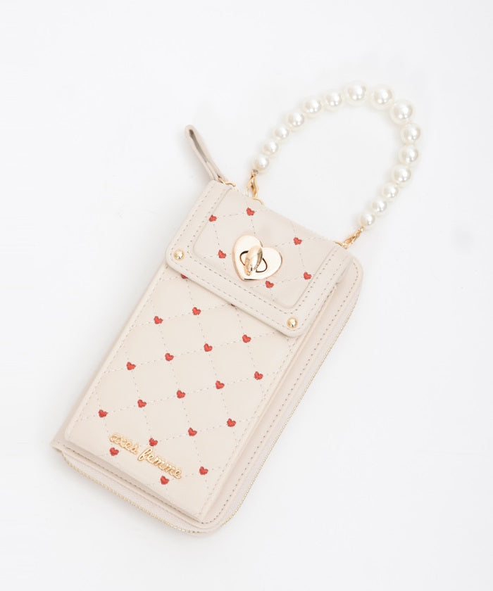 Heart Embroidery Smartphone Pochette