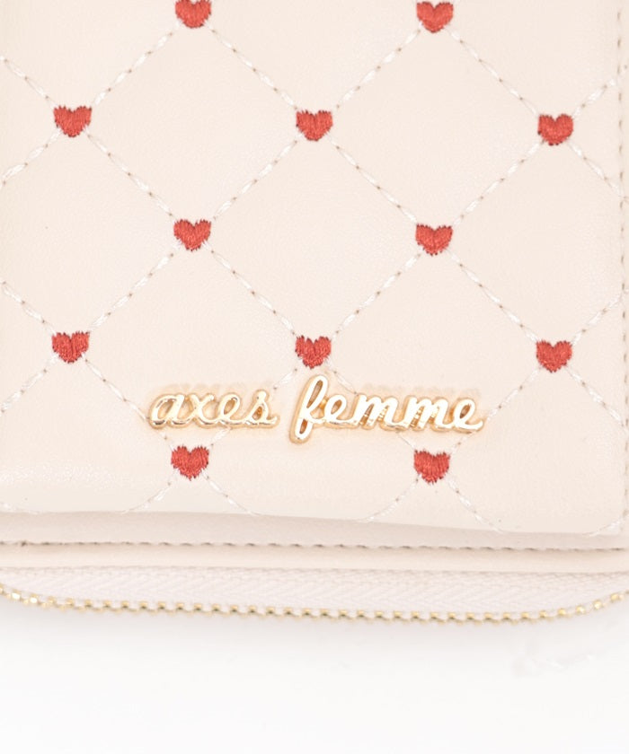 Heart Embroidery Smartphone Pochette