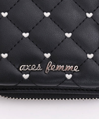 Heart Embroidery Smartphone Pochette