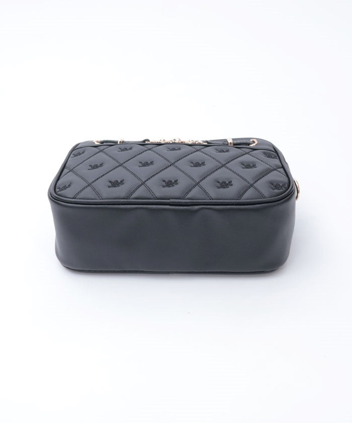 Rose Metal Parts Quilted Shoulder Bag