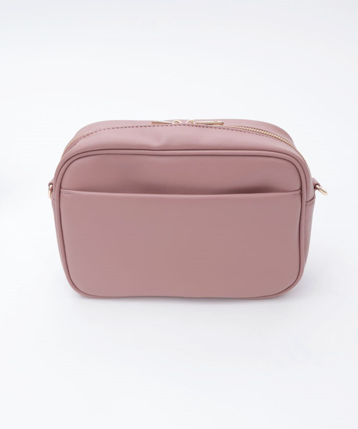 Rose Metal Parts Quilted Shoulder Bag