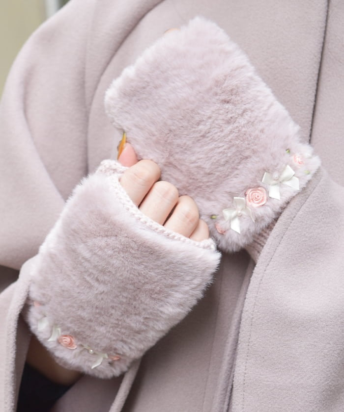 Ribbon Rose & Ribbon Fur Gloves