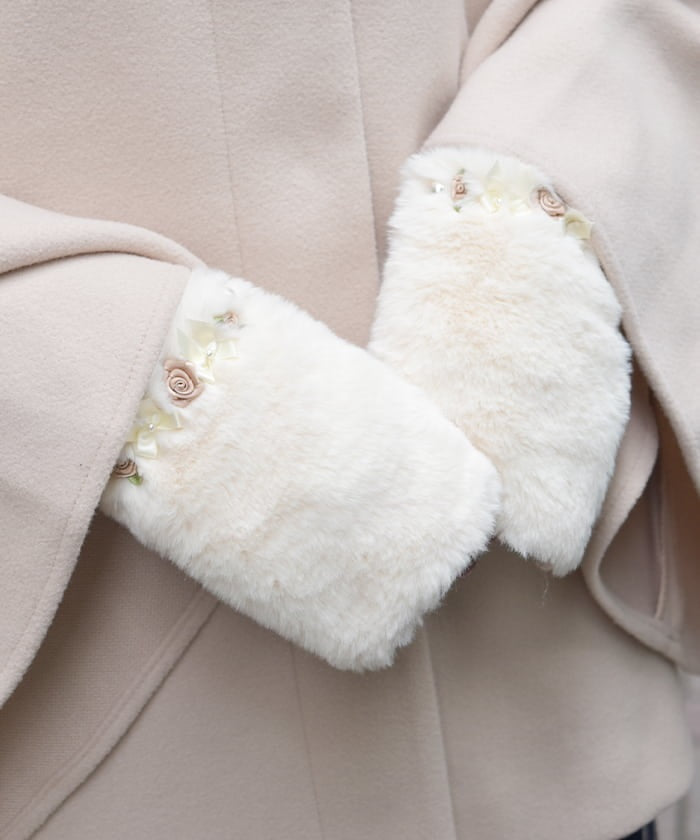 Ribbon Rose & Ribbon Fur Gloves