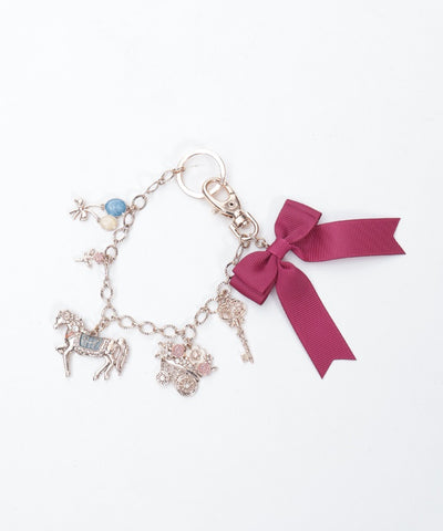 Amusant Parade Charm