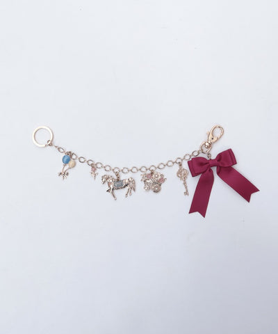 Amusant Parade Charm