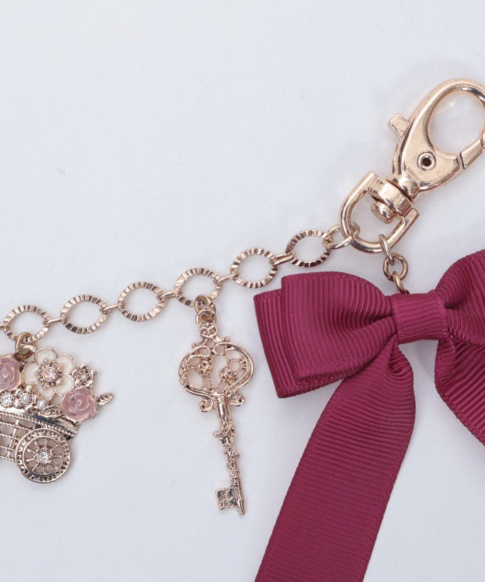 Amusant Parade Charm