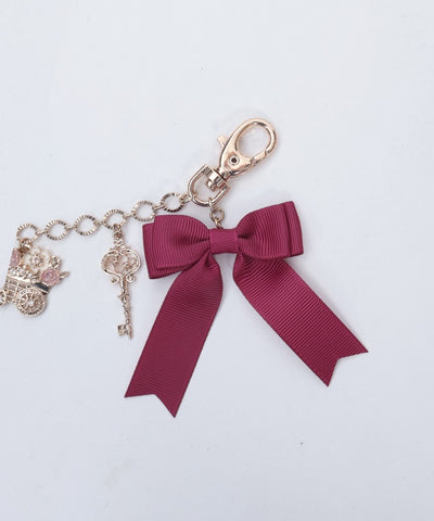 Amusant Parade Charm