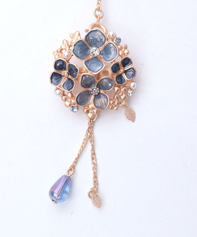 Hydrangea Brooch Bag Charm