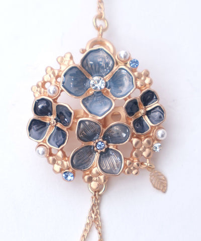 Hydrangea Brooch Bag Charm