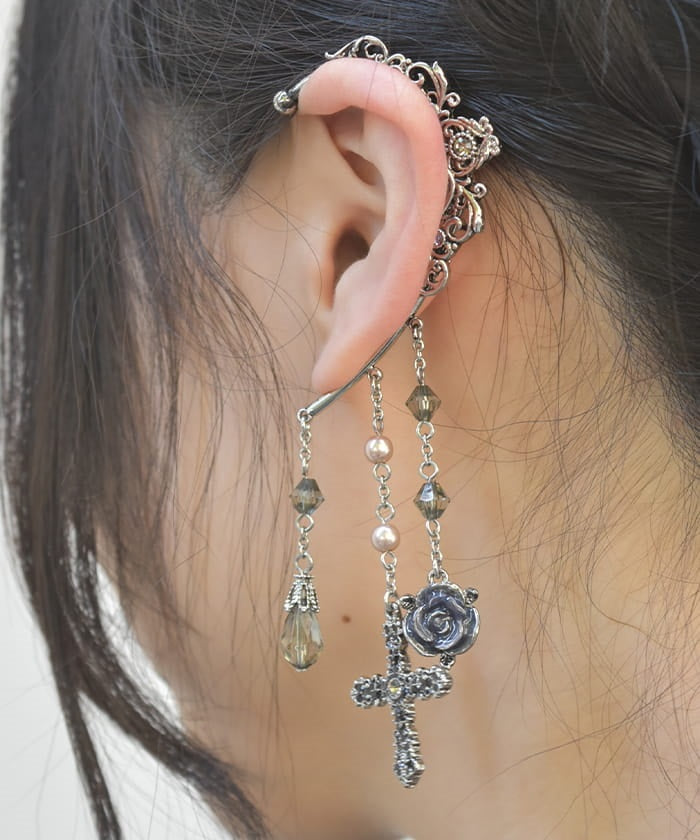 Bijoux Cross Ear Hook