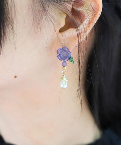 Grace Rose Pearl Earrings
