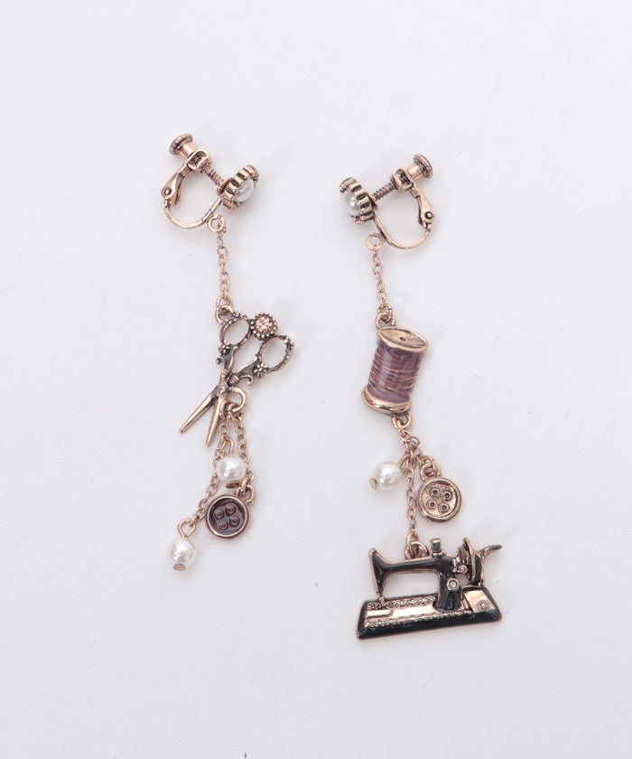 Sewing Motif Earrings – axes femme from JAPAN