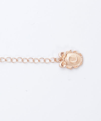 Cameo Style Pearl Choker