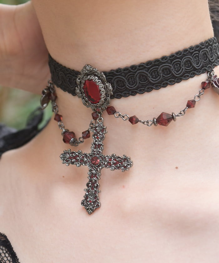 Bijoux Cross Choker