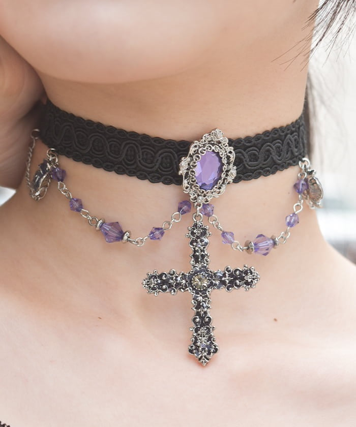 Bijoux Cross Choker