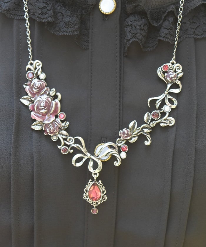 Ornament Rose Necklace – axes femme from JAPAN