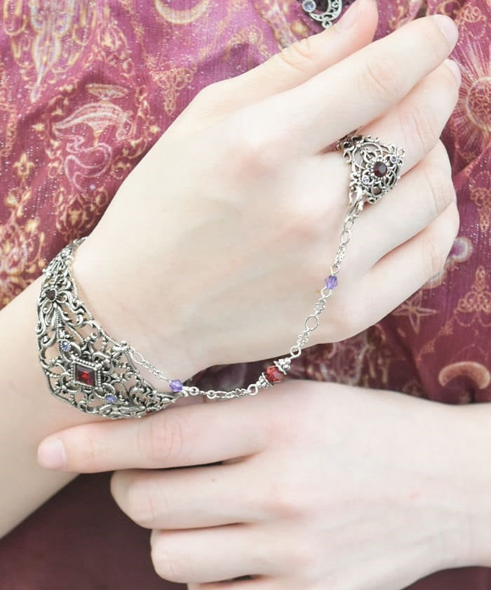 Arabian Hand Chain