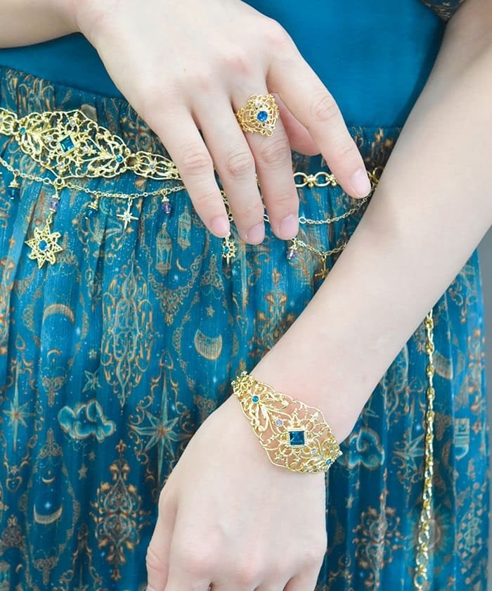 Arabian Hand Chain