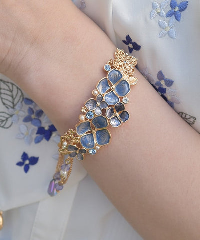 Hydrangea Motif Bracelet