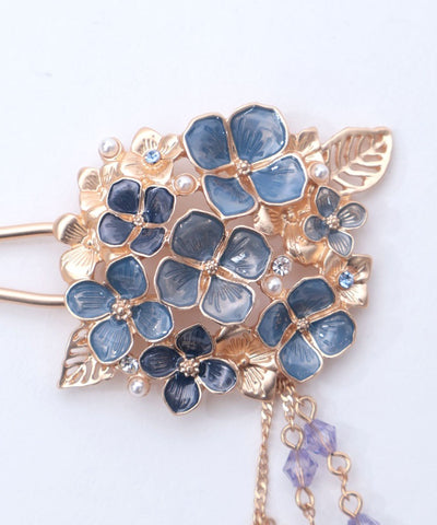 Hydrangea Motif Hairpin