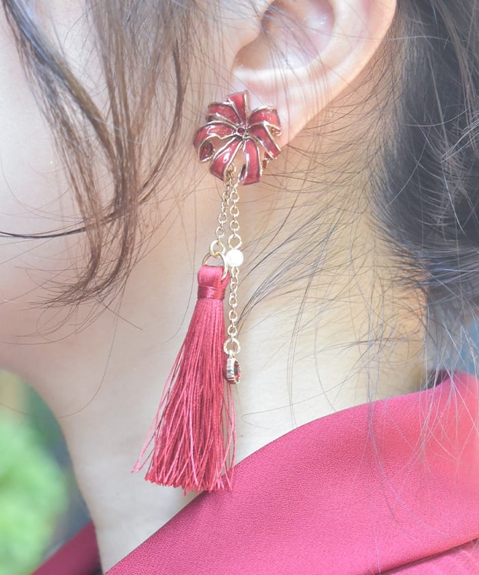Higanbana Earrings & Collar Clip