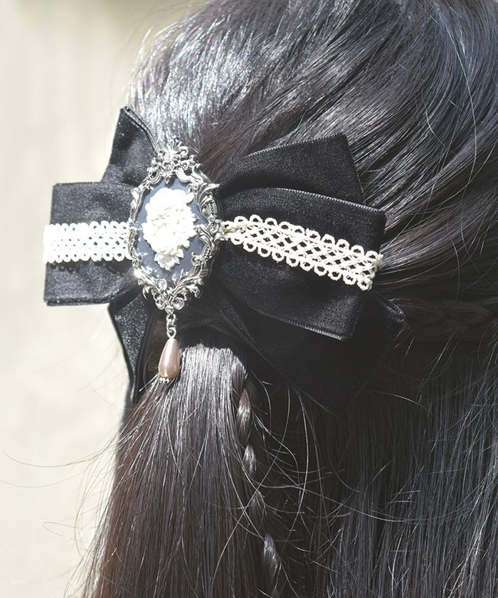 Victorian Ribbon Clip – axes femme from JAPAN