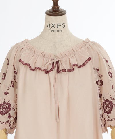 Flower Embroidery 2-Way Chiffon Blouse