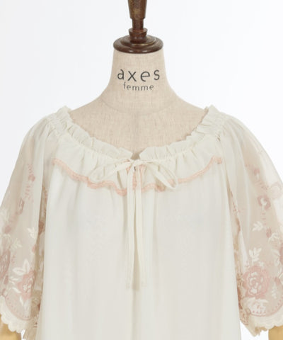 Flower Embroidery 2-Way Chiffon Blouse