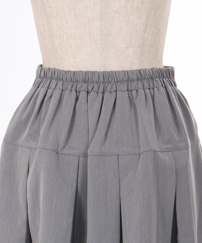 Pleated Skirt with Chain Bits