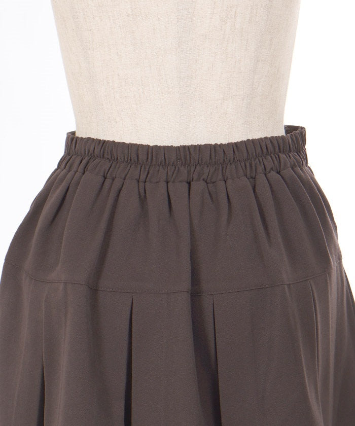 Pleated Skirt with Chain Bits