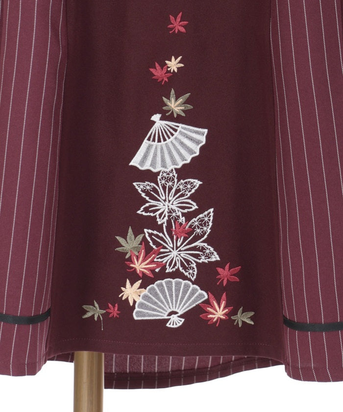 Folding Fan & Autumn Leaves Embroidery Zip Skirt