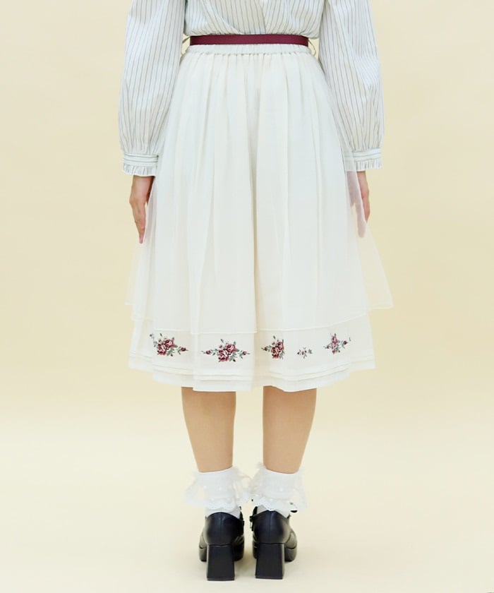 Bouquet Embroidery Flare Skirt