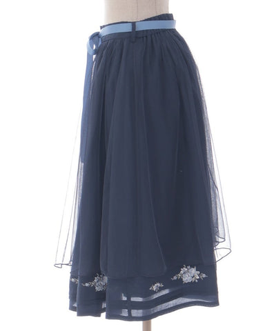 Bouquet Embroidery Flare Skirt