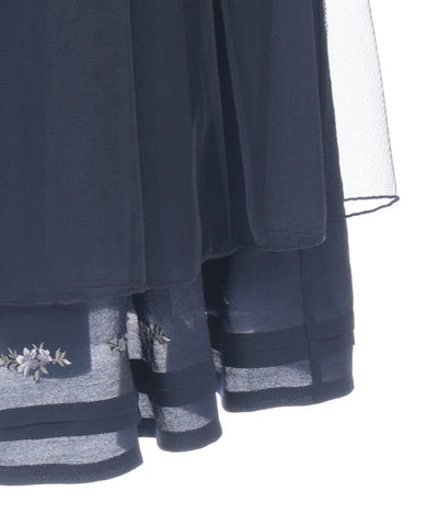 Bouquet Embroidery Flare Skirt