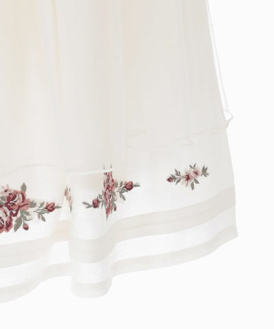 Bouquet Embroidery Flare Skirt