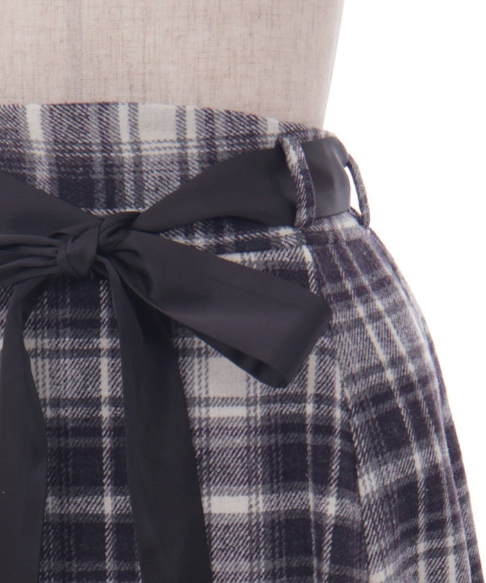 Brushed Plaid Flare Skirt