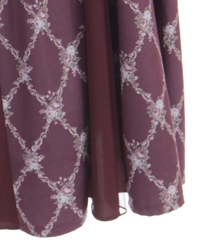 Rose Pattern Velvet-Like Skirt