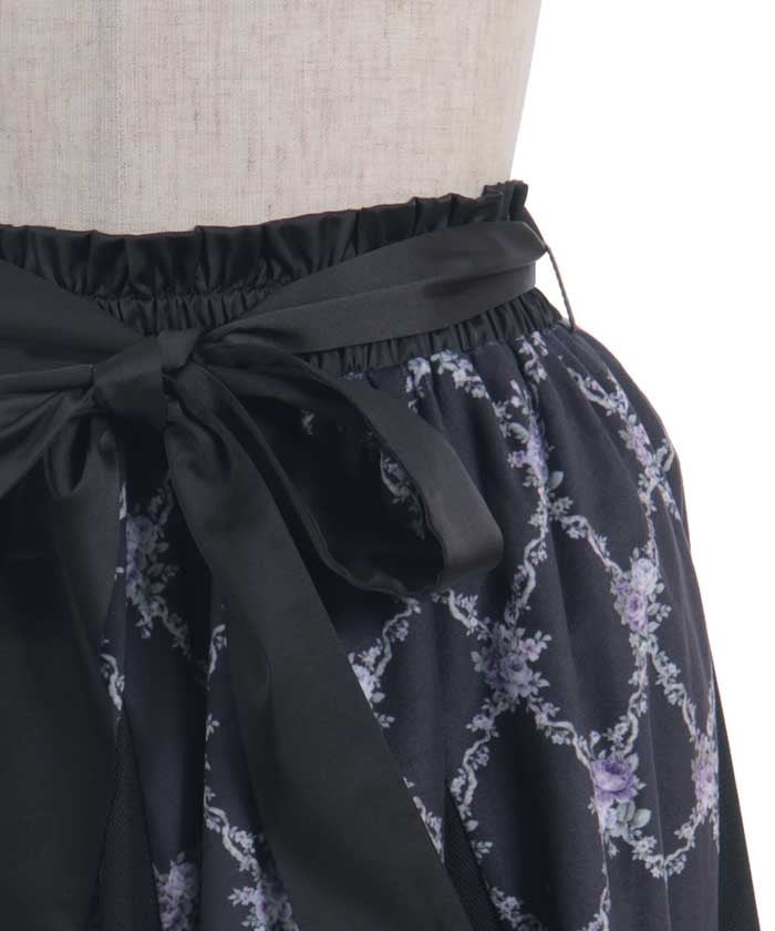 Rose Pattern Velvet-Like Skirt