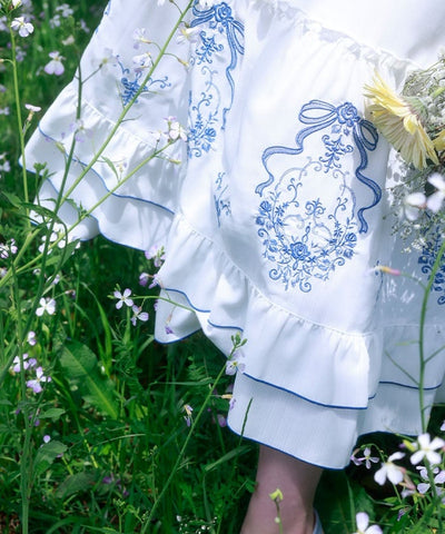 Ribbon & Bouquet Embroidery Skirt