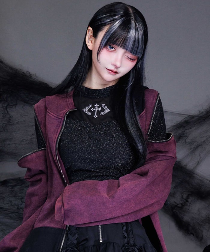 Cross Embroidery Lamé Cut Top