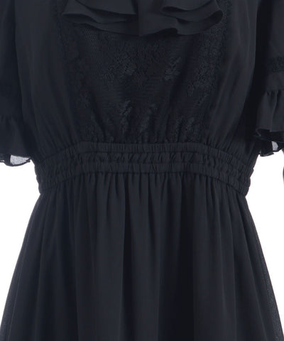 Flare Sleeve Dress with Cameo