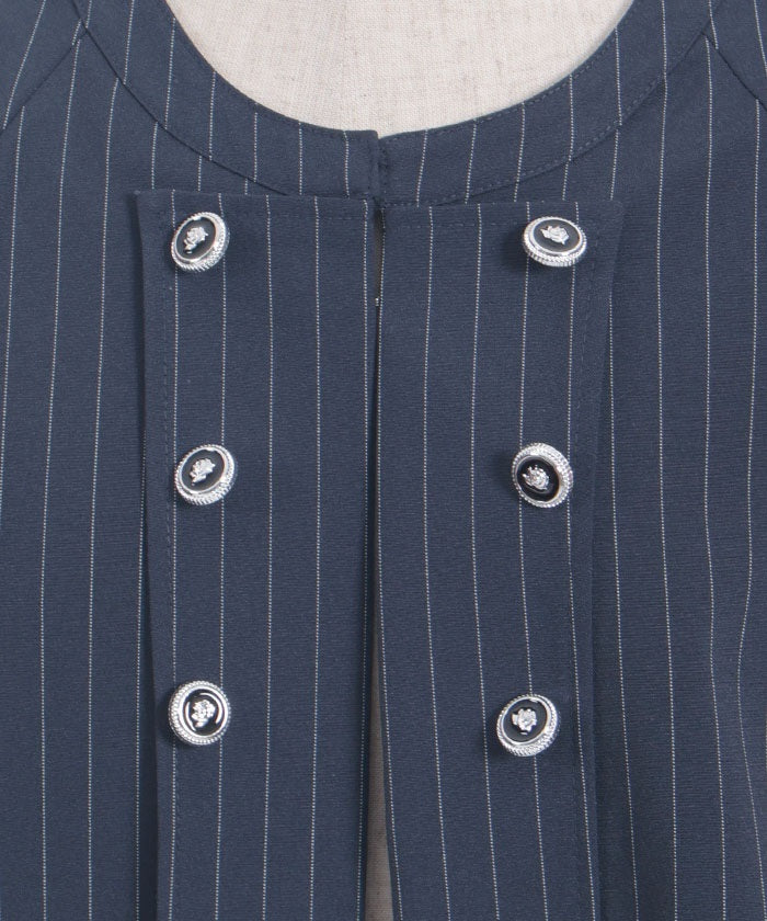 Double Rose Button Cape with Chain