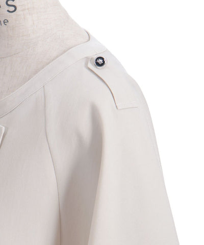 Double Rose Button Cape with Chain