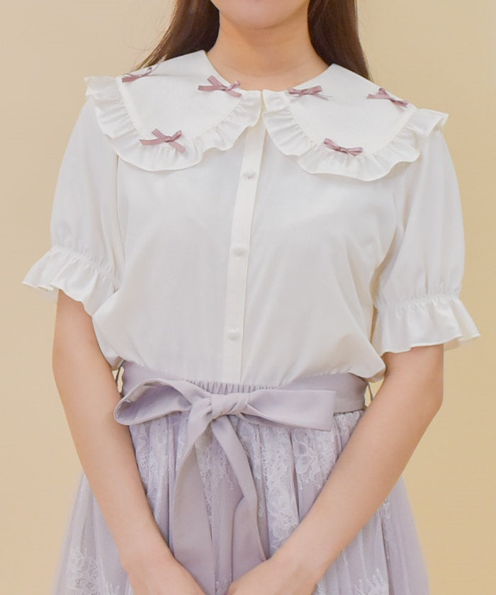 Petit Ribbon Big Collar Blouse