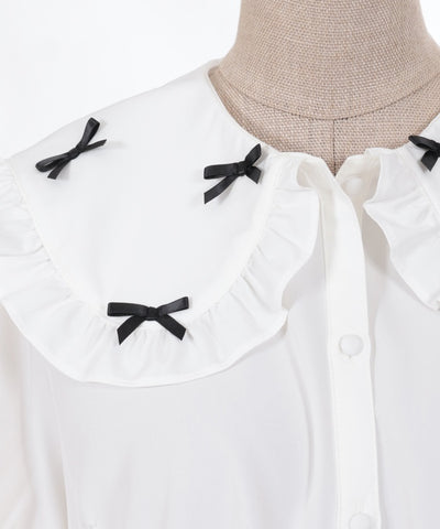 Petit Ribbon Big Collar Blouse